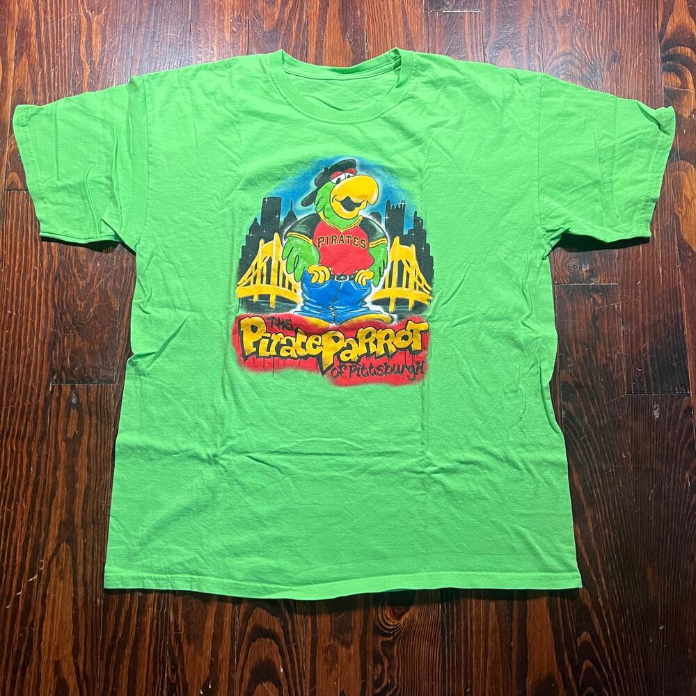 American Vintage XL Y2K Pirate Parrot Tee Green Regular